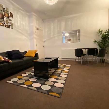 Warwick Street Professional Lets Newcastle upon Tyne Exterior foto